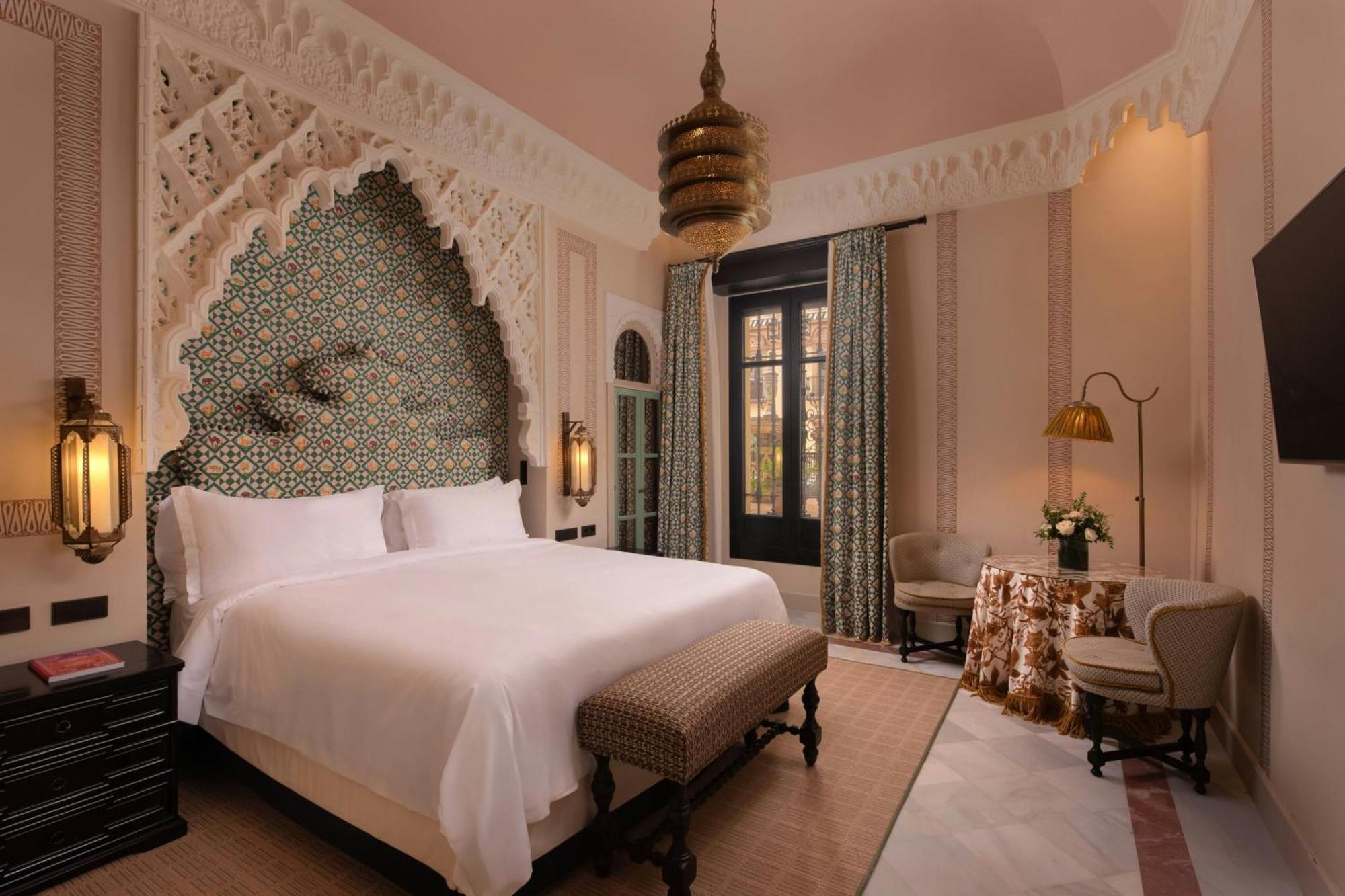 Hotel Alfonso Xiii, A Luxury Collection Hotel, Seville — Photos 1